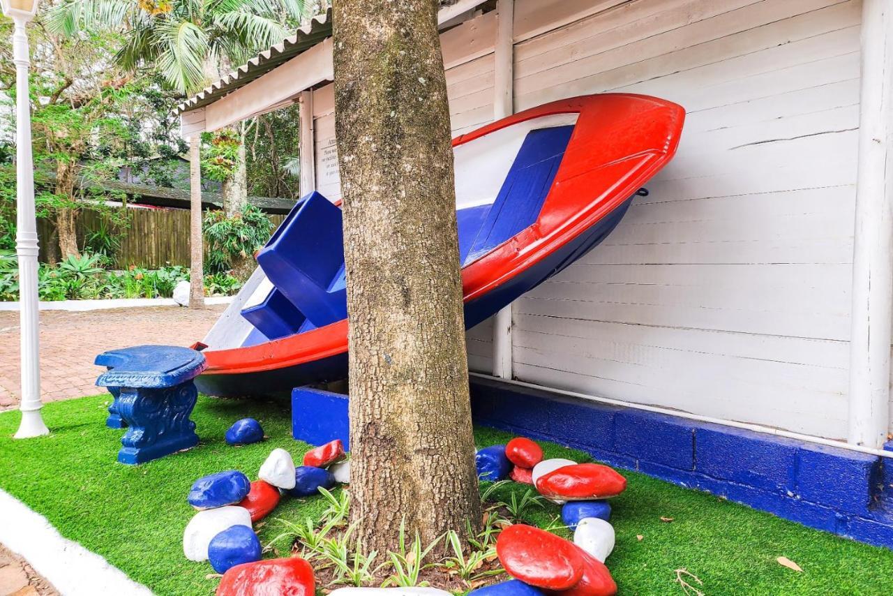 Blue'S Guest House - East London Bonza Bay ภายนอก รูปภาพ